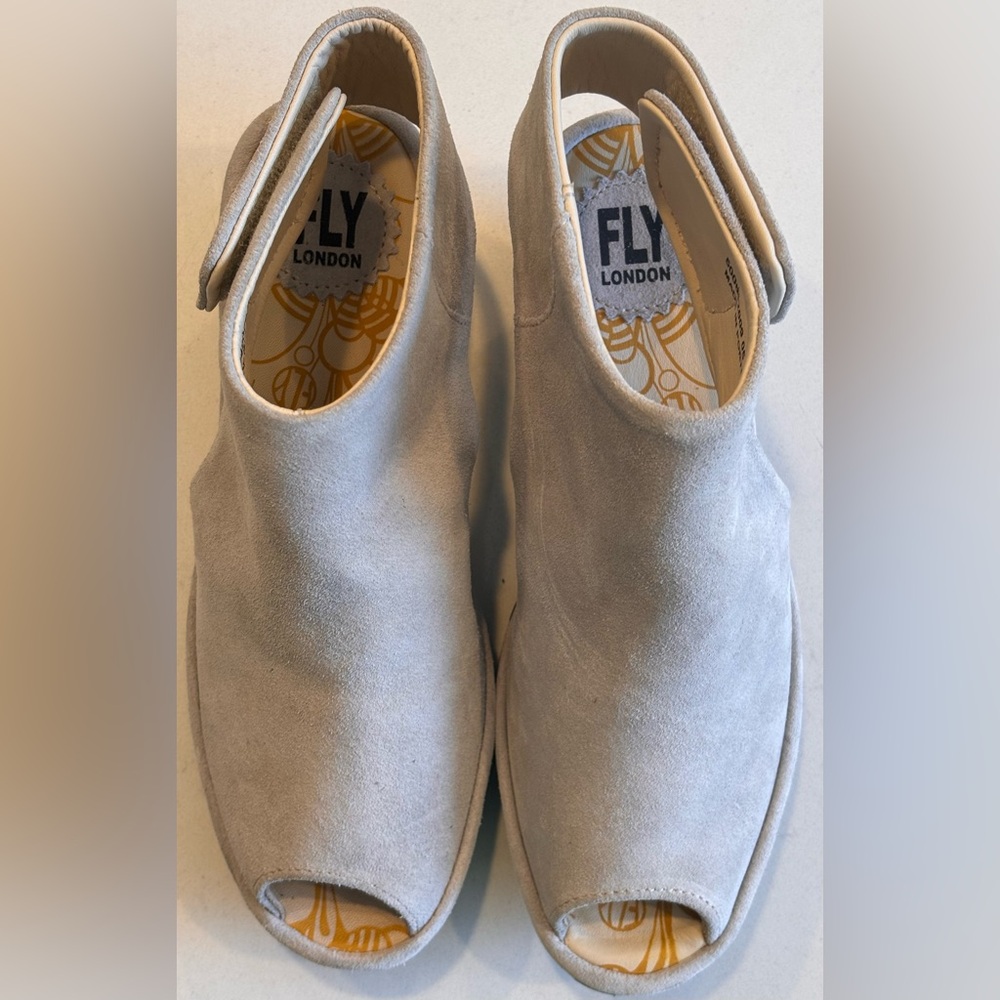 Fly London Yone Gray Wedge Suede Peep Toe Sandals Women’s EU 37 - Picture 4 of 12